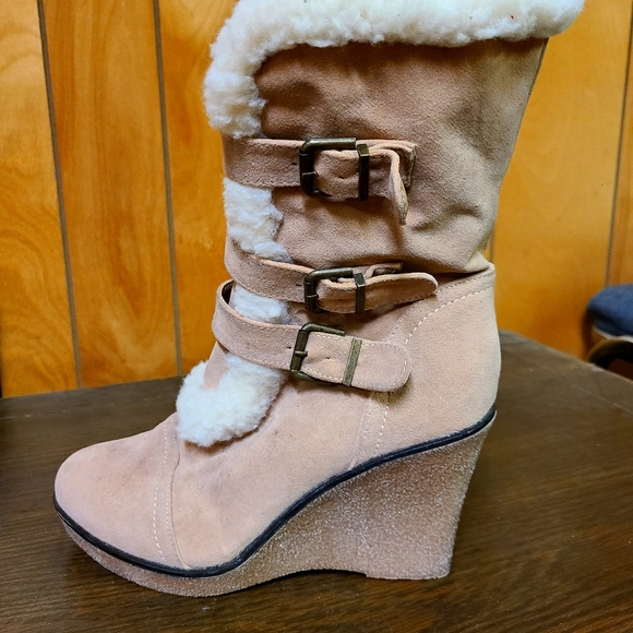 Charlotte Russe Shoes - Charlotte Russe winter wedge boot